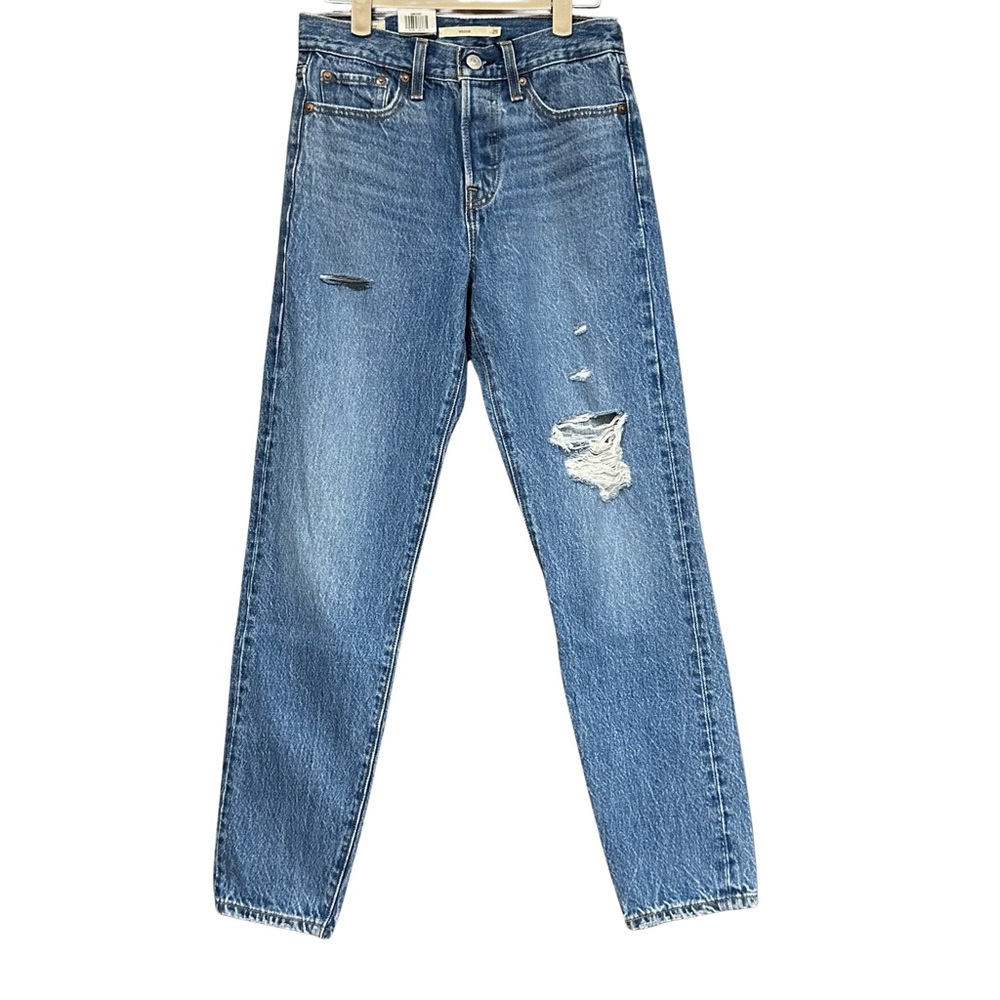 Levi’s Wedgie Jeans